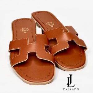 IMG_0863 Hermes Camel